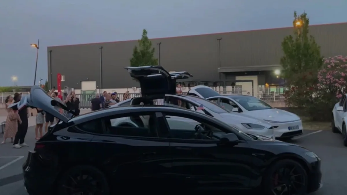 Inauguration du Hub de livraison Tesla à Toulouse